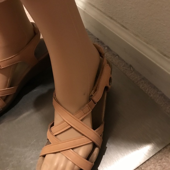 G.H BASS  & CO. SUNJUNS sandals in 6.5 M - Picture 9 of 9